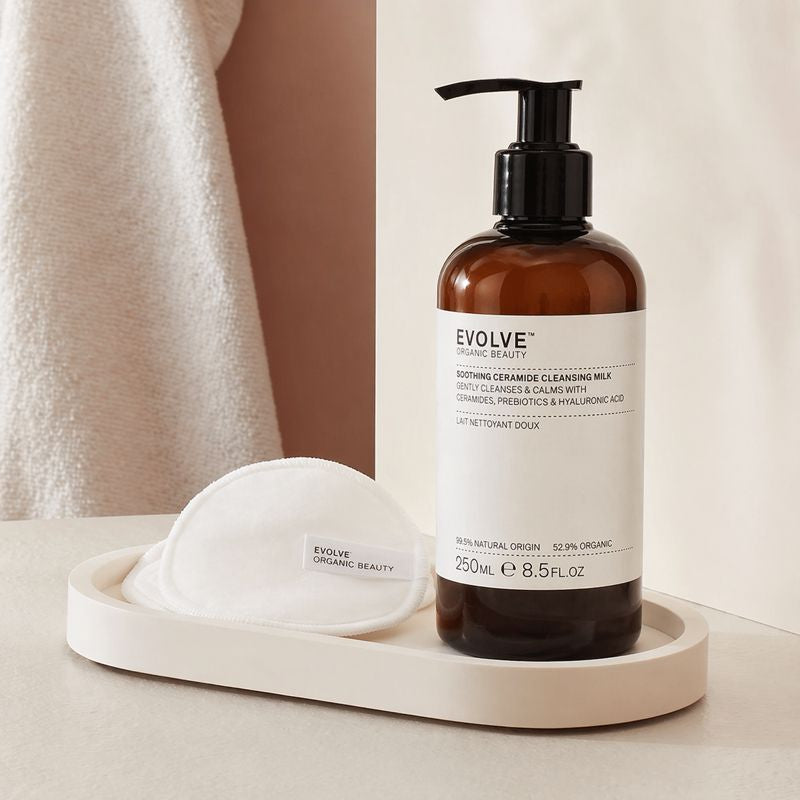 Evolve Soothing Ceramide Cleansing Milk - 250 ml.