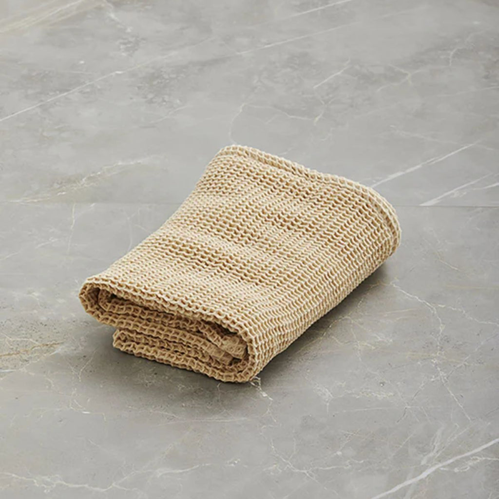 AYÜ | Vaffel Gæstehåndklæde i Økologisk Bomuld - Pitta -  Lys Beige