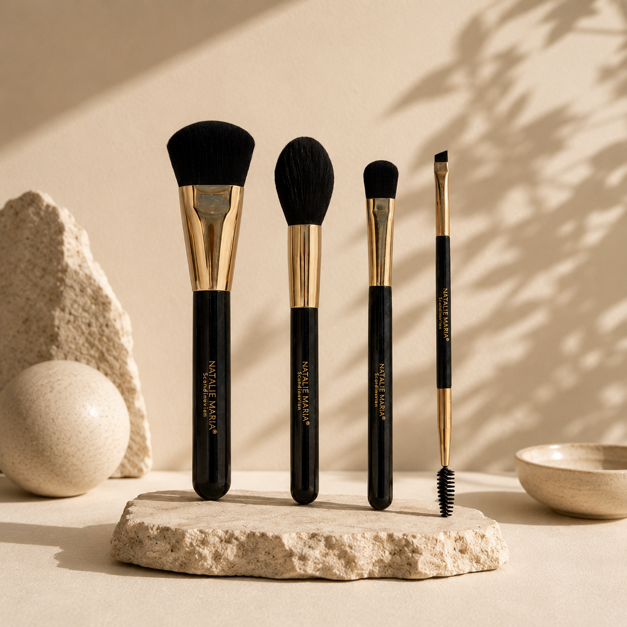 Natalie Maria Scandinavian | Dit Begynderkit - Make-up børster