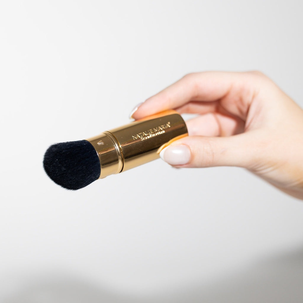 Natalie Maria Scandinavian | Carry Me Brush