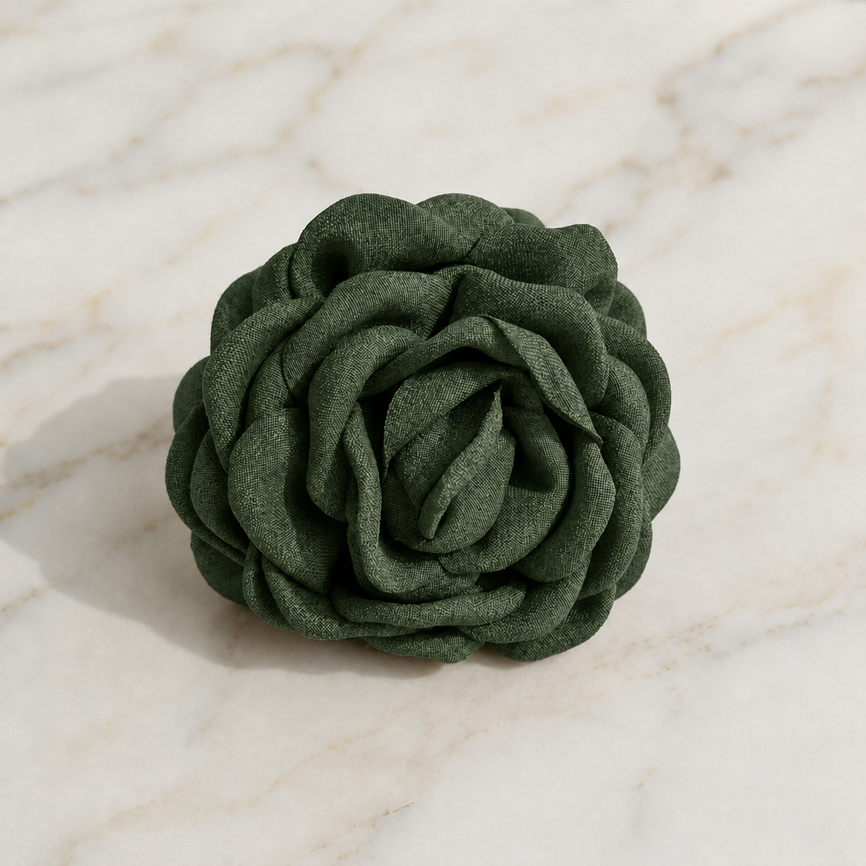 FORUDBESTILLING - NAMISO - Hana Rose - hårklemme - Mørk Grøn  (9 cm)