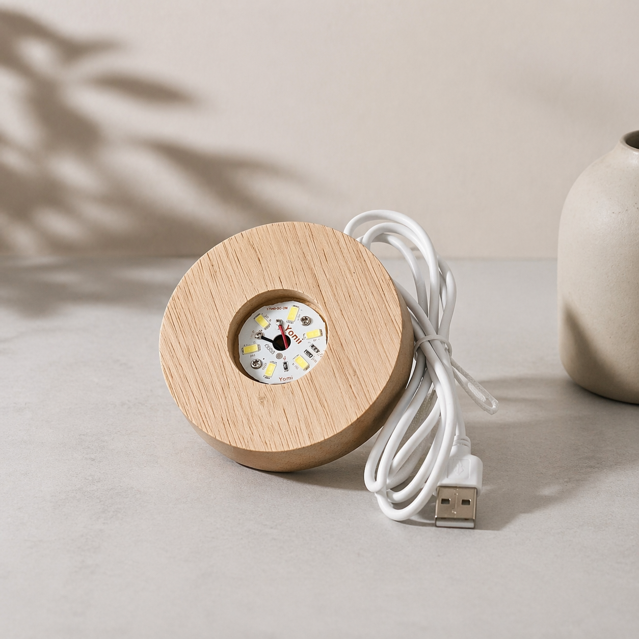 Træfod/ lampeholder til sten og krystaller uden farveskift 10 cm USB