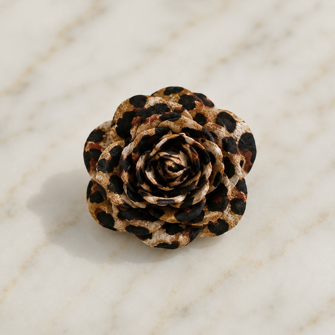 FORUDBESTILLING - NAMISO - Hana Rose - hårklemme - leopard (9 cm)