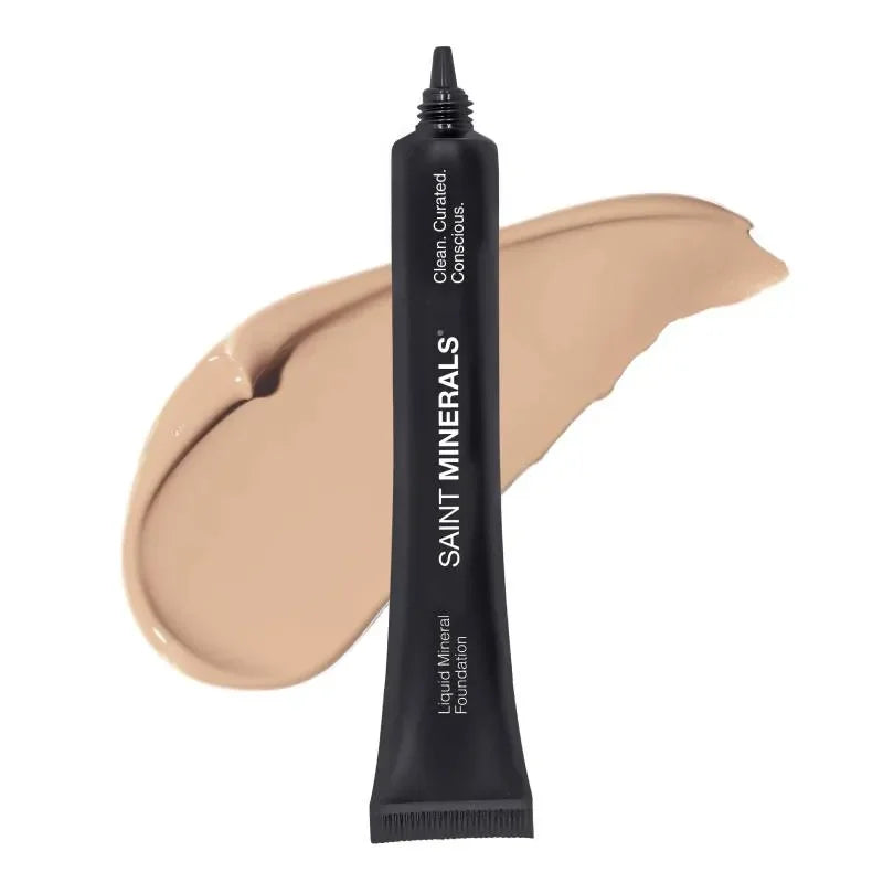 Saint Minerals Liquid Mineral Foundation (Flere farver)