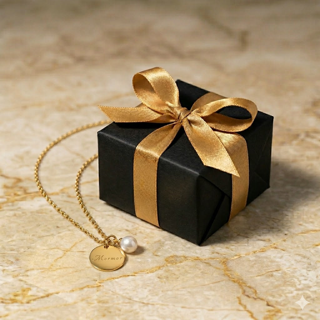 MORS DAG  HALSKÆDE (MORMOR) I GULD + Natalie Maria surprise værdi 149,-