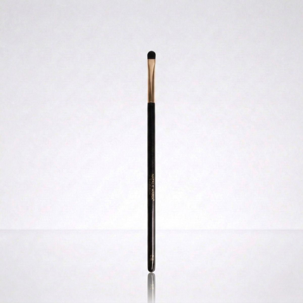 Natalie Maria Scandinavian | 0.4 Precision eye brush