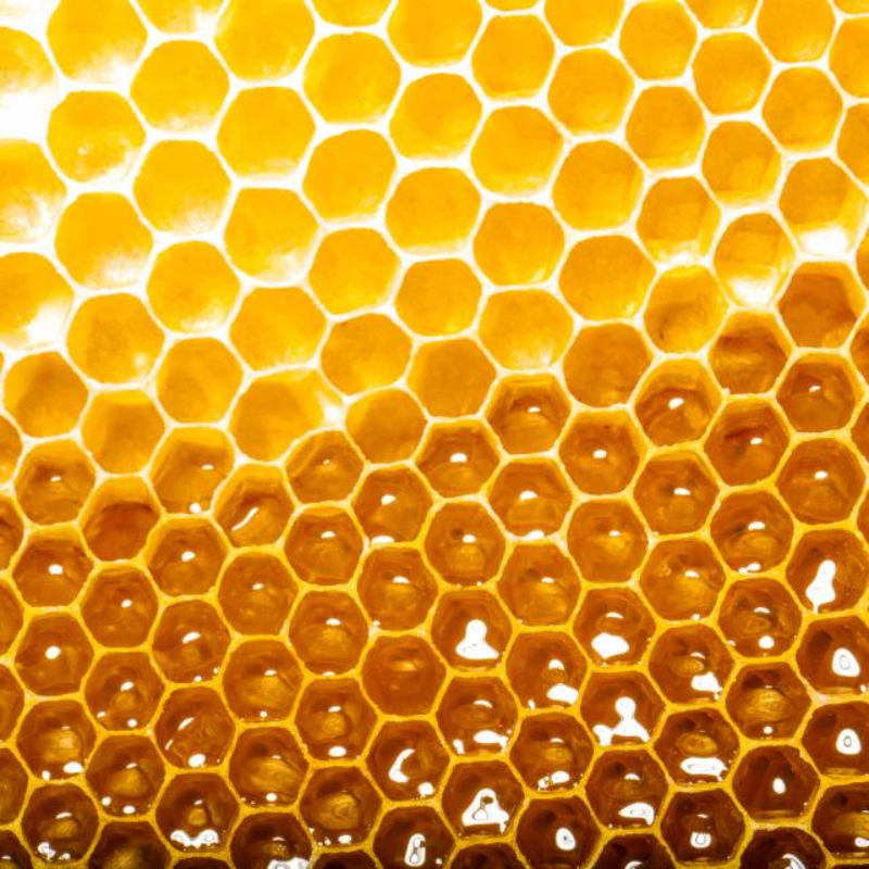 Be Care Love - SUPERFOODS - CURL CARE BALSAM - MED MANUKA HONEY - 355 ML.