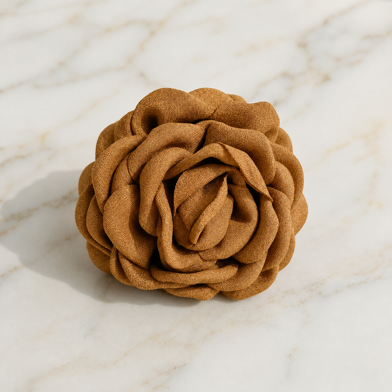 FORUDBESTILLING - NAMISO - Hana Rose - hårklemme - Toffee (9 cm)