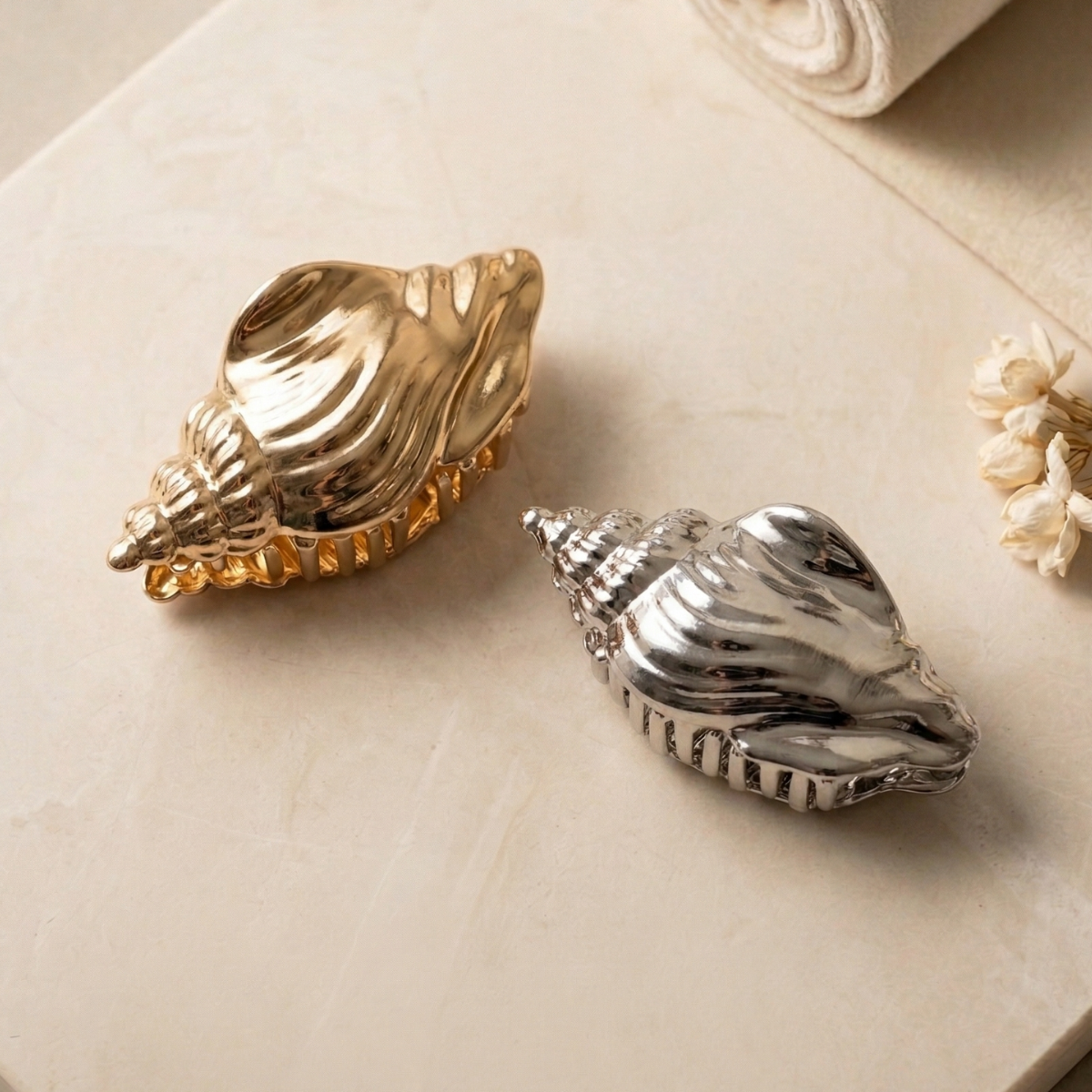 Namiso - Whispering Shell - Guld  (9,5 cm)