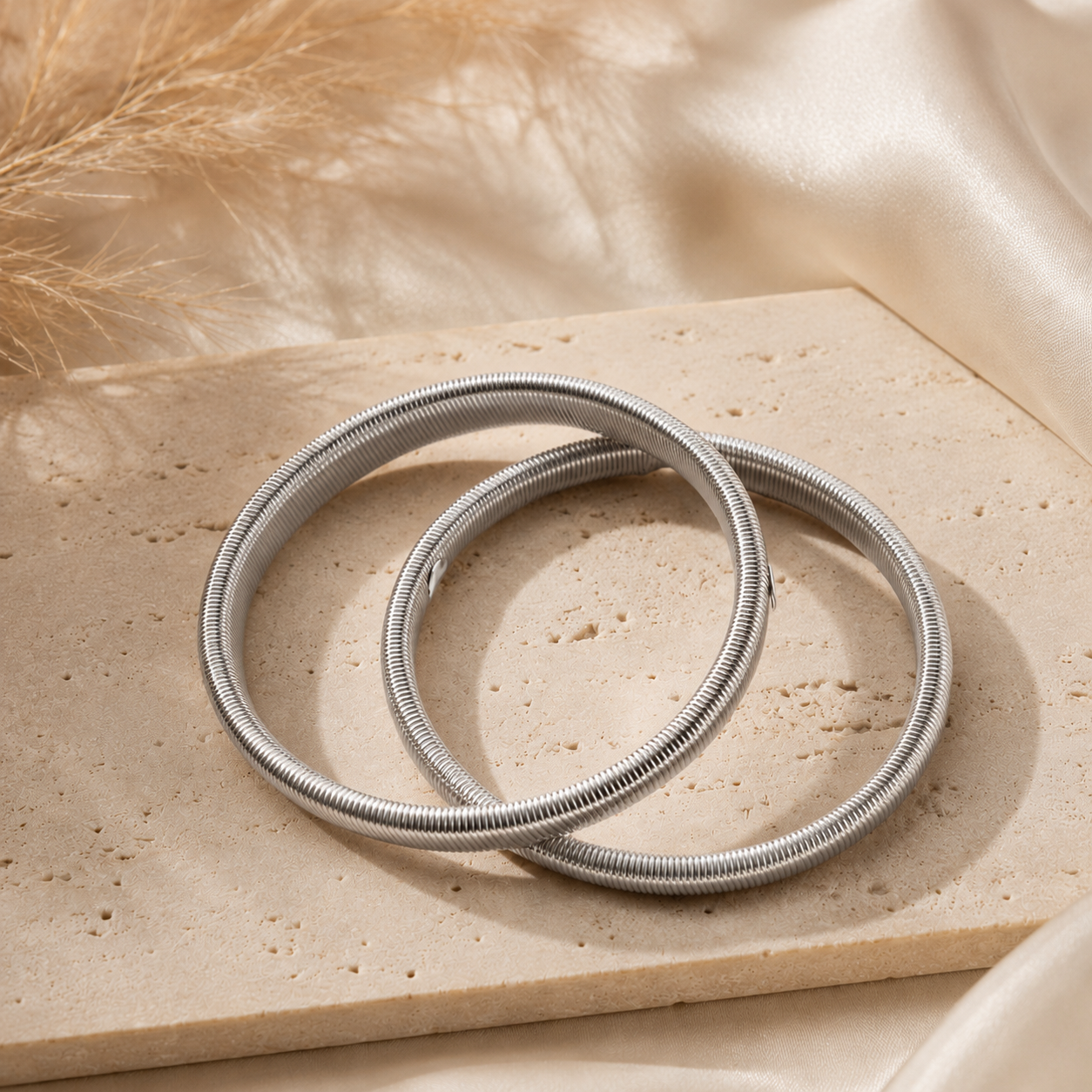Wolff Jewelry - Ærmeholder (2 stk) sølvfarvet