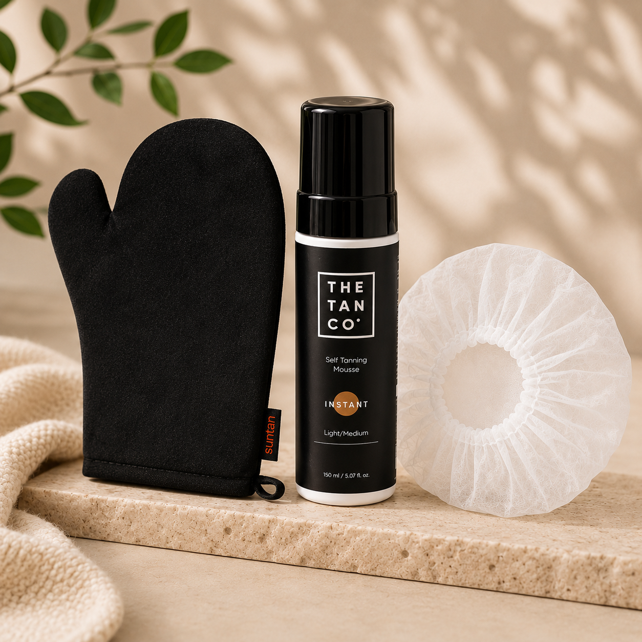 The Tan Co. selvbruner mousse (MEDIUM) Gratis hårnet og handske