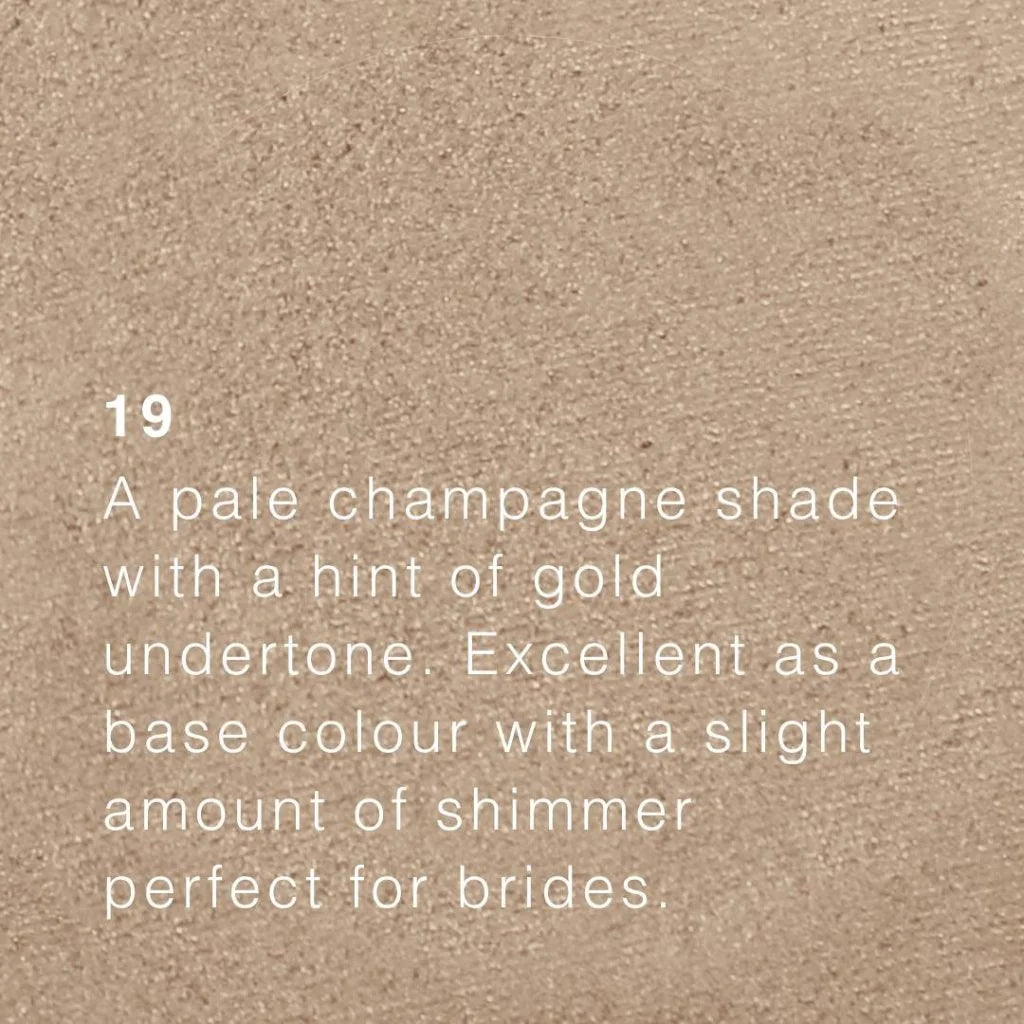 Saint Minerals -  Pressed Eyeshadow - champagnefarvet - 19