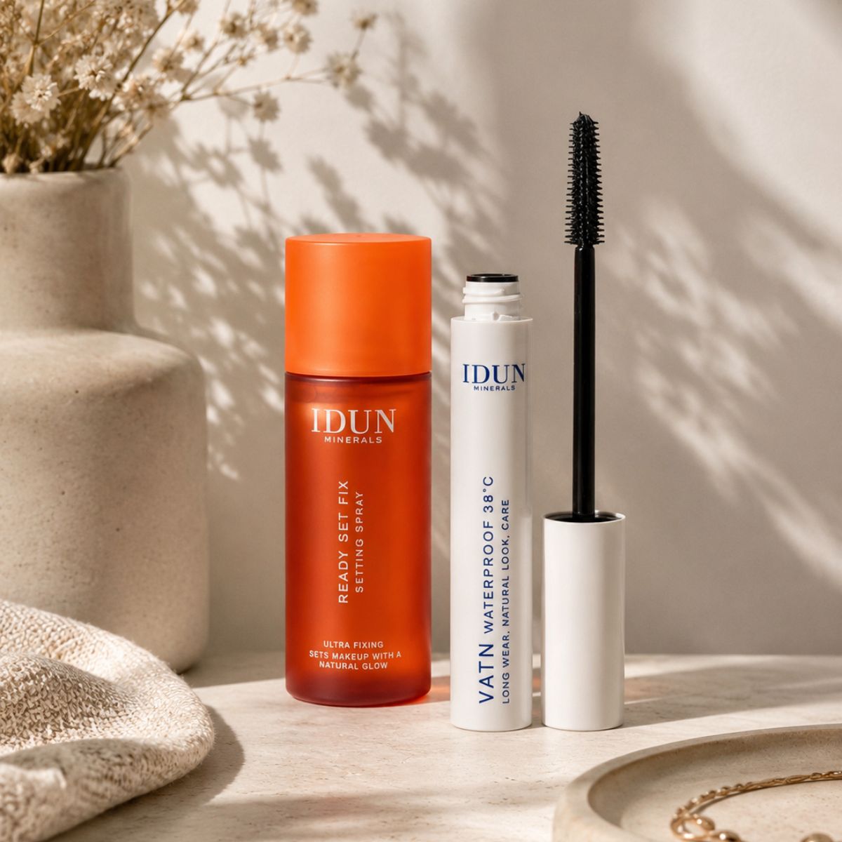 JA TAK TILBUD | Mascara & setting spray